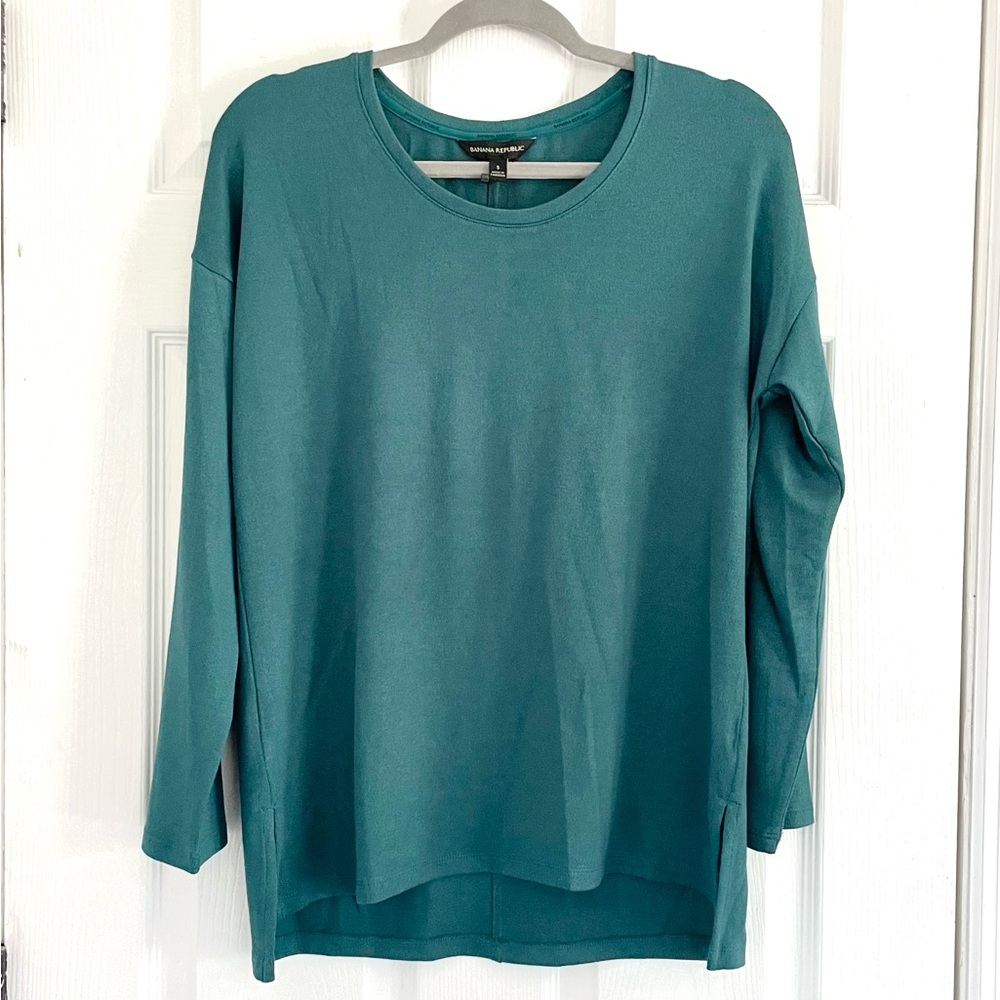 Banana Republic teal long sleeve shirt